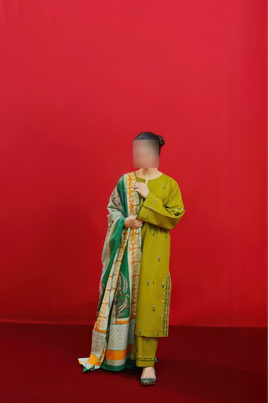 3 Pcs Women's Unstitched Embroidered Suit